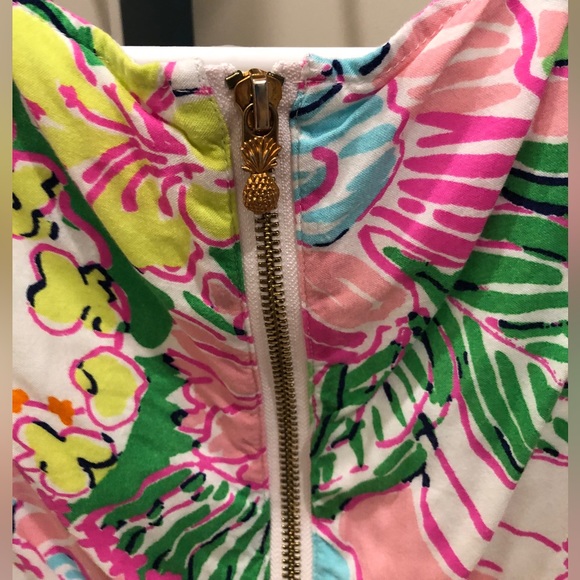 Lilly Pulitzer Floral V-Neck Tank, Size M - Picture 4 of 4